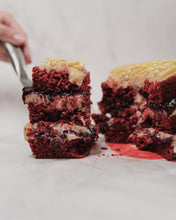 Load image into Gallery viewer, Mini Cake
