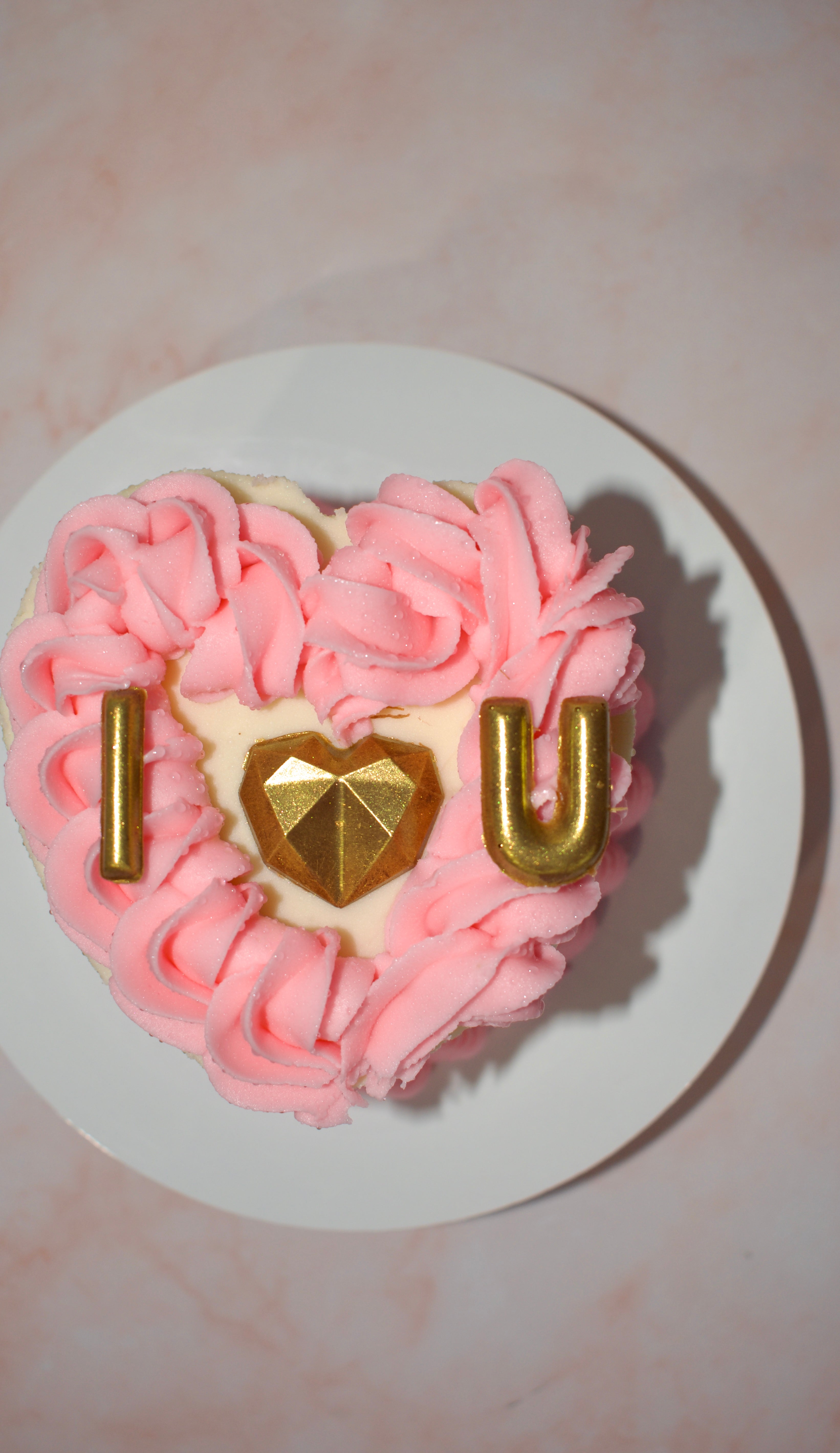 Hidden heart cupcakes | Dessert Recipes | GoodTo